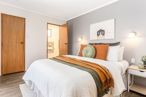 Photo of property in 31 Longitude Place, Whitby, Porirua, 5024