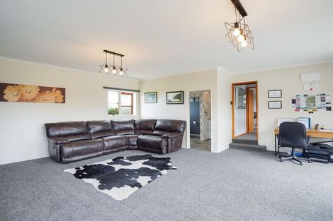 Photo of property in 381 Bay Road, West Plains, Invercargill, 9879