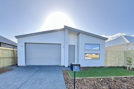 Photo of property in 21 Rita Angus Road, Belfast, 8051