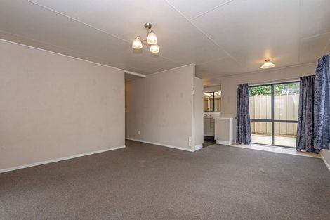 Photo of property in 21 Dahlstrom Grove, Kelvin Grove, Palmerston North, 4414