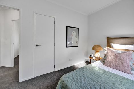 Photo of property in 308 Mangorei Road, Merrilands, New Plymouth, 4312