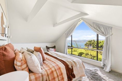 Photo of property in 8 Ranikhet Way, Khandallah, Wellington, 6035