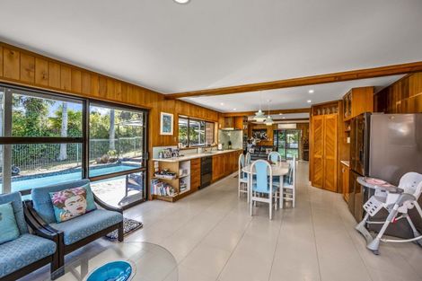 Photo of property in 287 Glenvar Road, Long Bay, Auckland, 0630