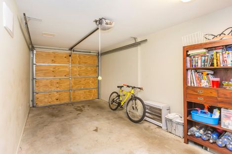 Photo of property in Altar Apartments, 33/120 Rintoul Street, Newtown, Wellington, 6021