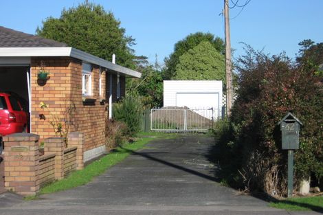 Photo of property in 66 Riverside Road, Orewa, 0931