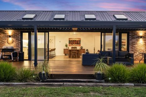 Photo of property in 8 Vinifera Lane, Te Kauwhata, 3782