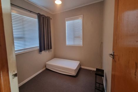 Photo of property in 10 Grierson Place, Pukekohe, 2120