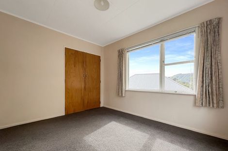 Photo of property in 14 Holland Street, Wainuiomata, Lower Hutt, 5014