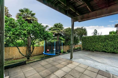 Photo of property in 124 Weatherly Road, Torbay, Auckland, 0630