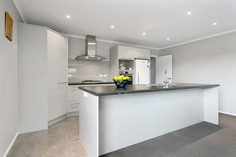 Photo of property in 6 Rose Leigh Drive, Cambridge, 3434