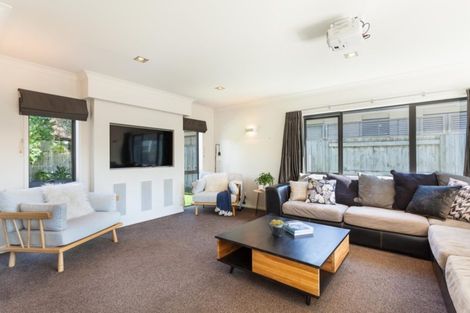 Photo of property in 35 Rota Close, Papamoa Beach, Papamoa, 3118
