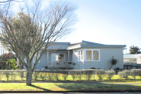 Photo of property in 2/4 Laurie Avenue, Papakura, 2110