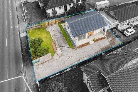 Photo of property in 1/3149 Great North Road, New Lynn, Auckland, 0600