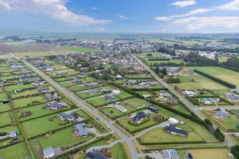 Photo of property in 28 Landsborough Drive, Darfield, 7571