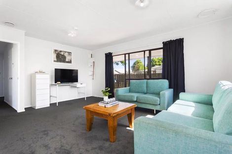 Photo of property in 16b Kentucky Crescent, Nawton, Hamilton, 3200