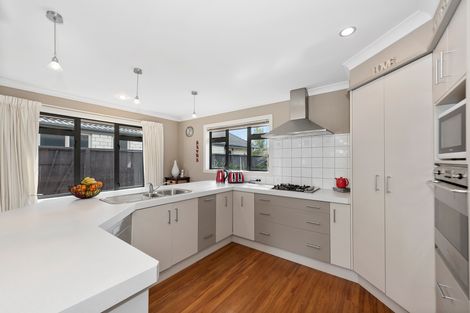 Photo of property in 7 Oldfield Court, Huntington, Hamilton, 3210