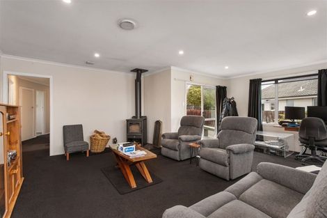 Photo of property in 426 Mairehau Road, Parklands, Christchurch, 8083