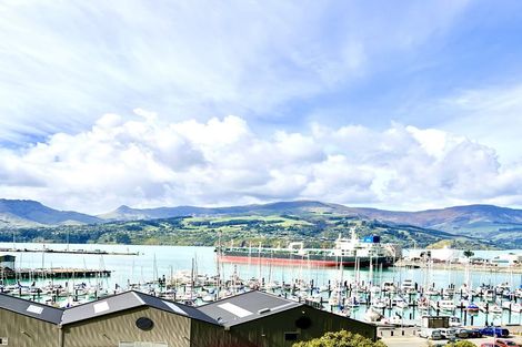Photo of property in 1 Simeon Quay, Lyttelton, 8082