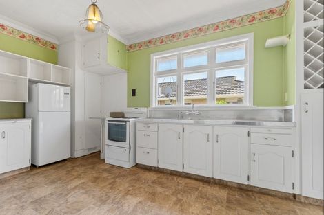 Photo of property in 3 Clark Street, Levin, 5510