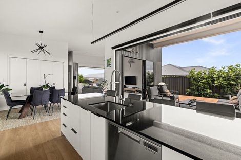 Photo of property in 7 Rich Rise, Havelock North, 4130