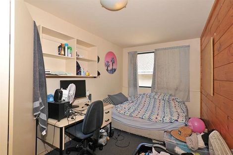 Photo of property in Te Awhina Apartments, 17/22u Sussex Street, Mount Cook, Wellington, 6021