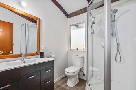 Photo of property in 80a/1 Woodglen Road, Glen Eden, Auckland, 0602