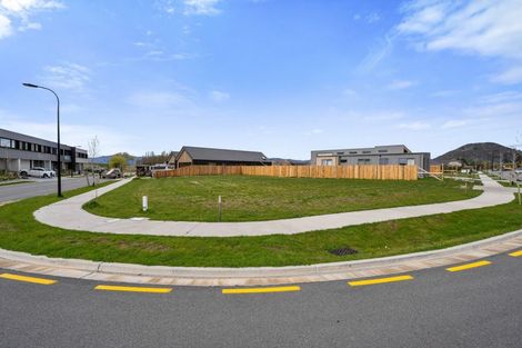 Photo of property in 12 Rubus Street, Wanaka, 9382