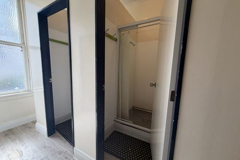 Photo of property in Rosemere Backpackers, 6 Macdonald Crescent, Te Aro, Wellington, 6011