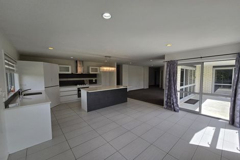 Photo of property in 2 Kipling Crescent, Owhata, Rotorua, 3010