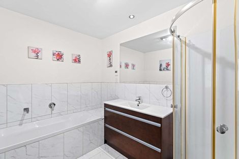 Photo of property in 74 Kuaka Drive, Takanini, 2112