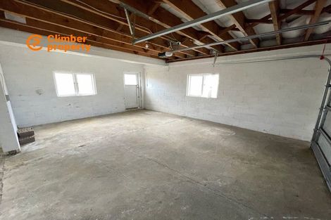 Photo of property in 2 Crystal Avenue, Glendene, Auckland, 0602