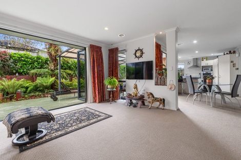 Photo of property in 5 Kirtle Close, Pyes Pa, Tauranga, 3112
