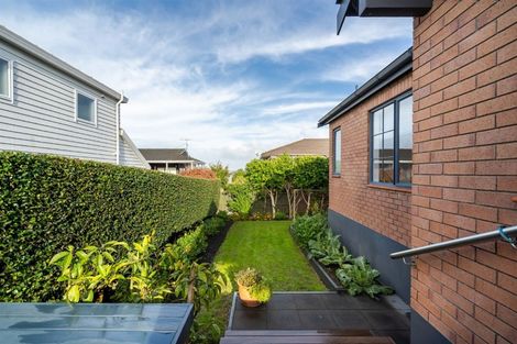 Photo of property in 4 Argyle Terrace, Milford, Auckland, 0620
