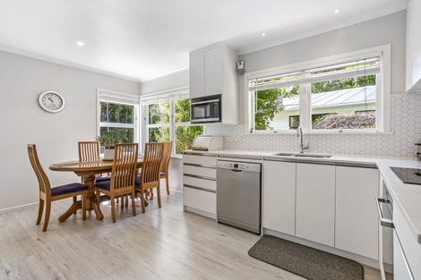 Photo of property in 767 South Titirangi Road, Titirangi, Auckland, 0604