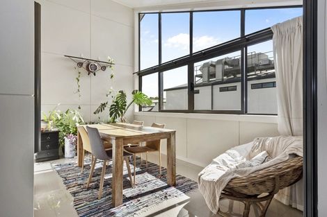 Photo of property in 15u3 Cook Street, Hamilton East, Hamilton, 3216