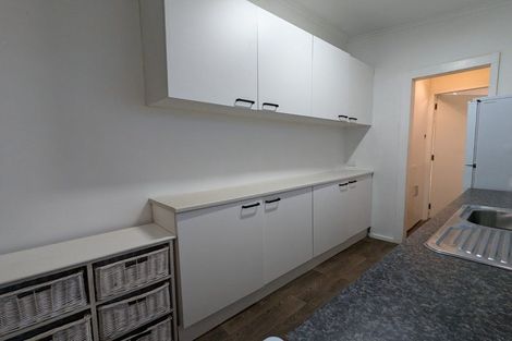 Photo of property in 30 Sussex Street, Mount Cook, Wellington, 6021