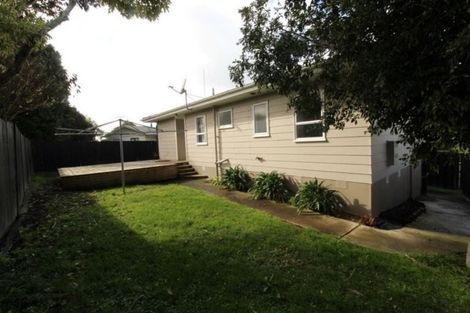 Photo of property in 12 Quincey Place, Massey, Auckland, 0614