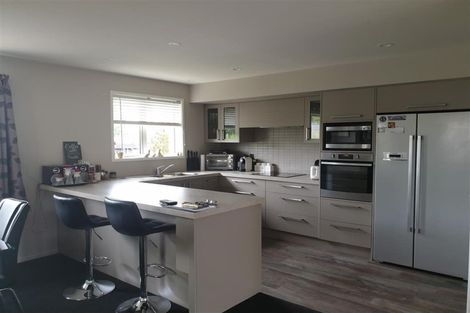 Photo of property in 6 Ruddenklau Lane, Bishopdale, Christchurch, 8053