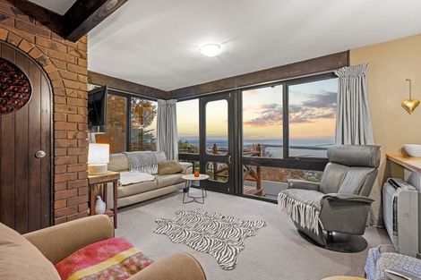 Photo of property in 8 Muritai Terrace, Mount Pleasant, Christchurch, 8081