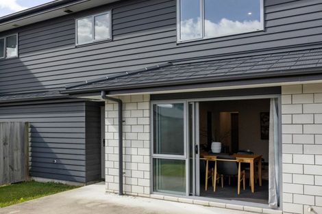 Photo of property in 3/56 Sandwich Road, Saint Andrews, Hamilton, 3200