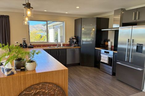 Photo of property in 2 Prospect Lane, Bannockburn, Cromwell, 9384