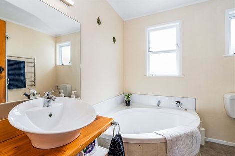 Photo of property in 32 Manapouri Street, Tikipunga, Whangarei, 0112