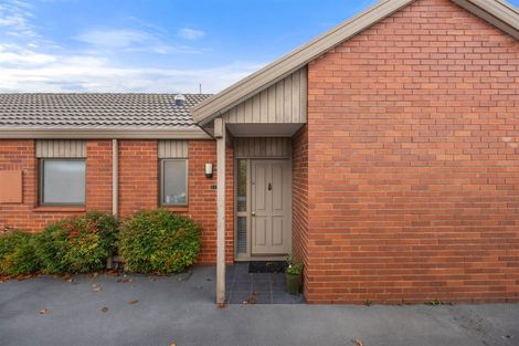 Photo of property in 114 Saint James Avenue, Papanui, Christchurch, 8053