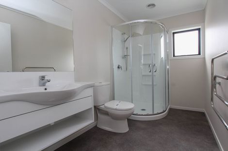 Photo of property in 9u3 Heath Street, Saint Andrews, Hamilton, 3200