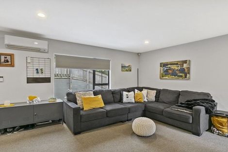 Photo of property in 2/25 Hollies Crescent, Johnsonville, Wellington, 6037