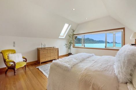 Photo of property in 22 Aileen Place, Whangamata, 3691