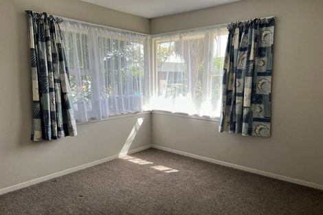 Photo of property in 12 Farquhars Road, Redwood, Christchurch, 8051