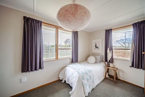 Photo of property in 12 Lake View Road, Waipukurau, 4200