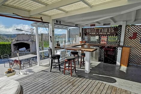 Photo of property in 956 Oneriri Road, Kaiwaka, 0573