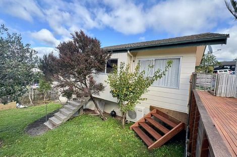 Photo of property in 18 Wilkinson Way, Browns Bay, Auckland, 0630